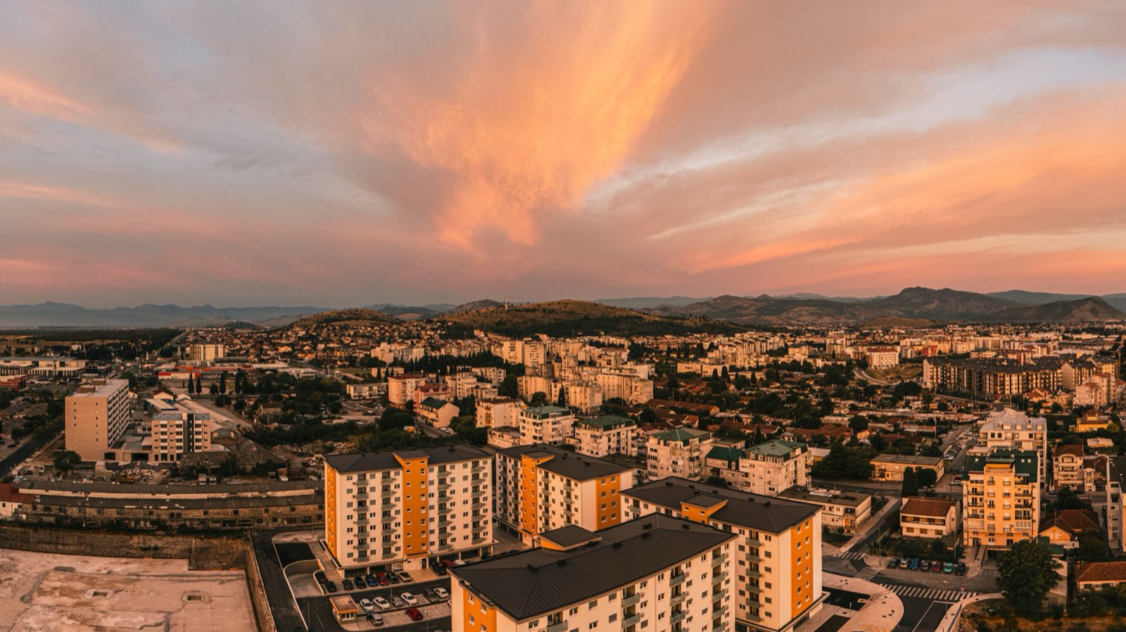 Podgorica — private taxi transfer from Skopje